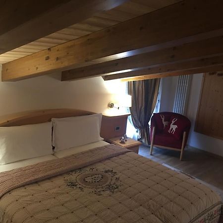 I Tre Magli Hotel Dimaro Buitenkant foto