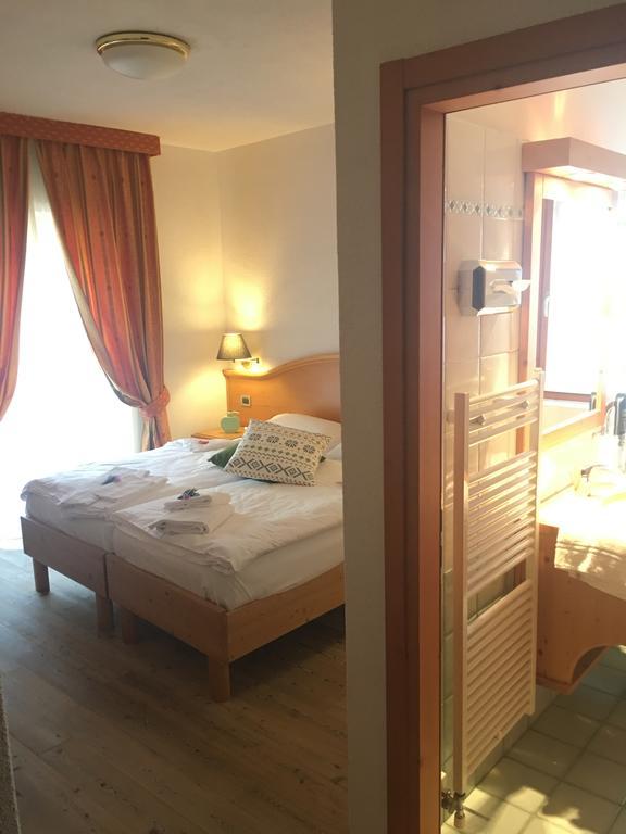 I Tre Magli Hotel Dimaro Buitenkant foto