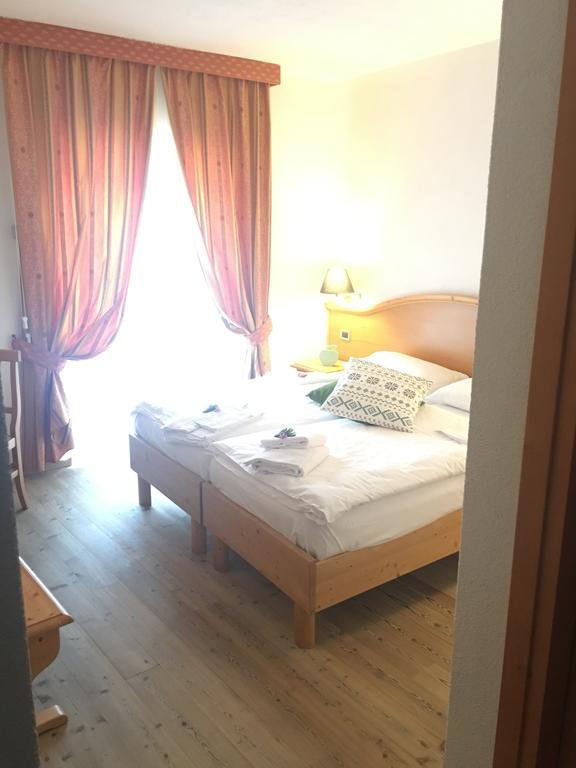 I Tre Magli Hotel Dimaro Buitenkant foto