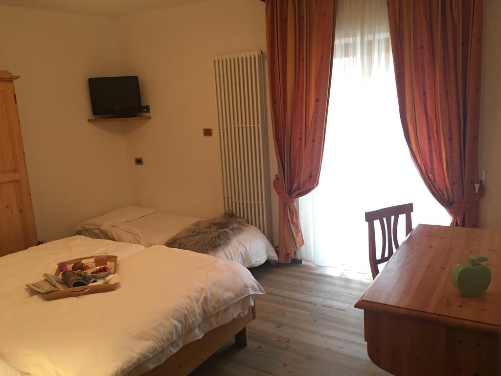 I Tre Magli Hotel Dimaro Buitenkant foto