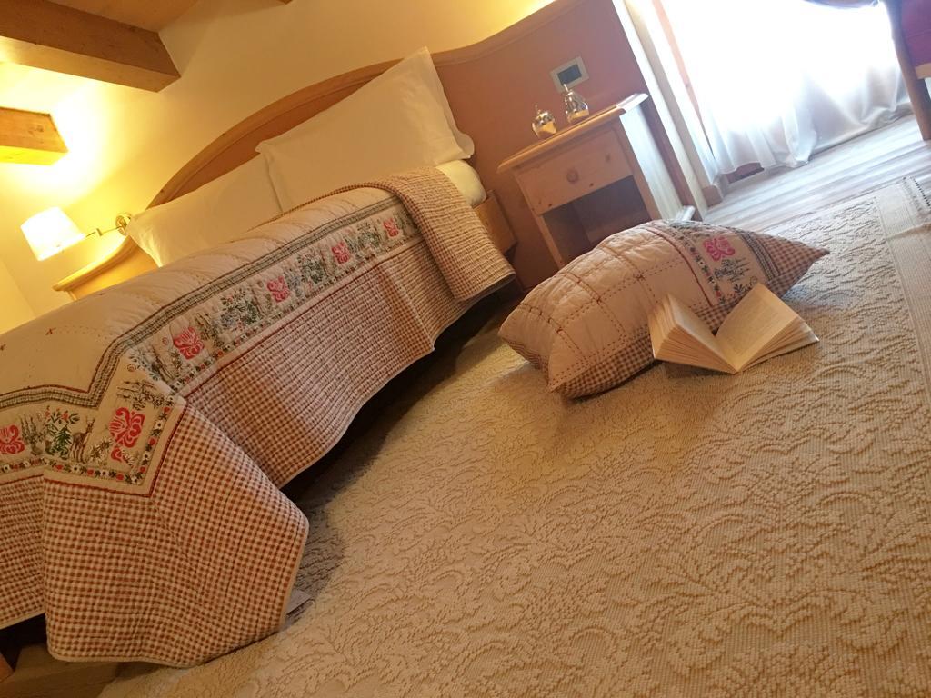 I Tre Magli Hotel Dimaro Buitenkant foto