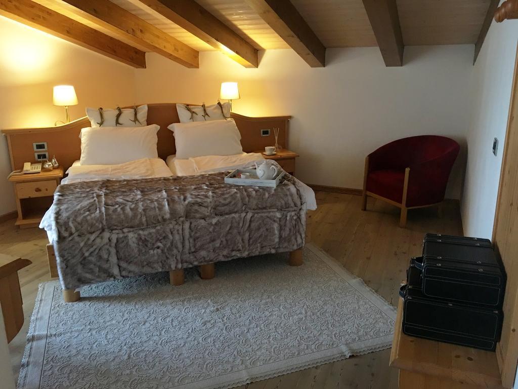 I Tre Magli Hotel Dimaro Buitenkant foto