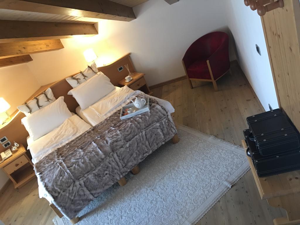 I Tre Magli Hotel Dimaro Buitenkant foto